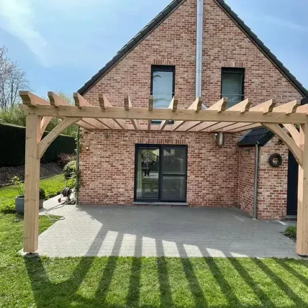 pergola-bois-sur-mesure-namur.jpg