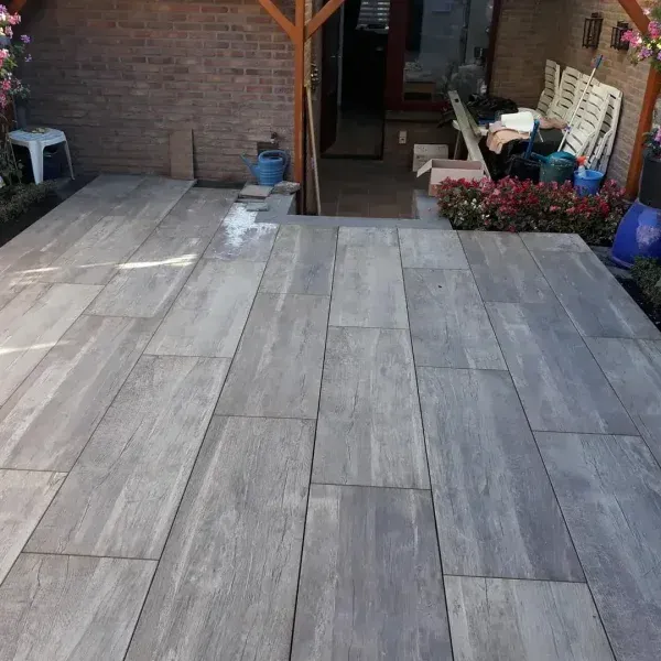 terrasse-ceramique-rectifiee-namur.jpg